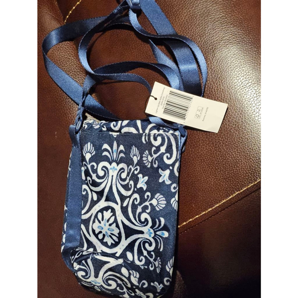 Vera Bradley Women Blue and White Lighten Up Water Bottle Crossbody - Picture 10 of 11
